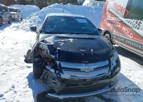 2014 Chevrolet Volt from USA, damaged, VIN 1G1RF6E45EU144365
